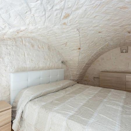 Dimora Alfonso Pomes Apartment Ostuni Bagian luar foto