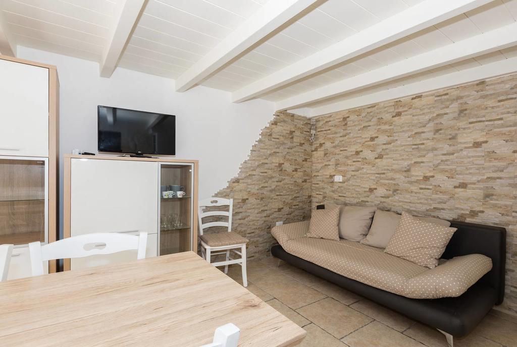 Dimora Alfonso Pomes Apartment Ostuni Bagian luar foto